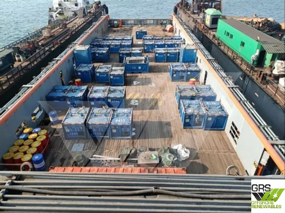 Nave di supporto in vendita
