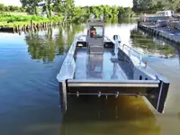Nave da sbarco, con serbatoi in vendita
