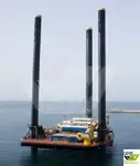 Jack-up drilling rig in vendita