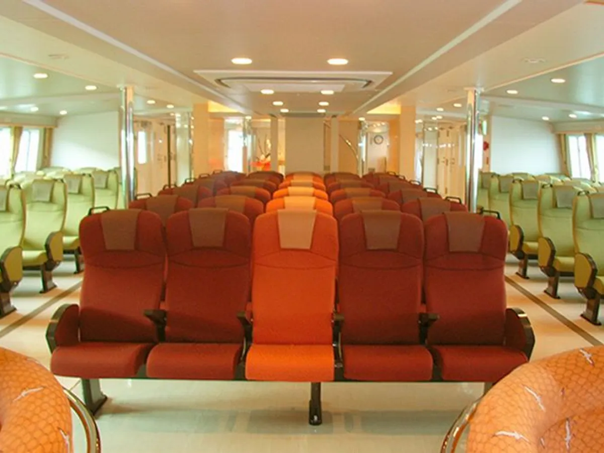 Nave traghetto in vendita