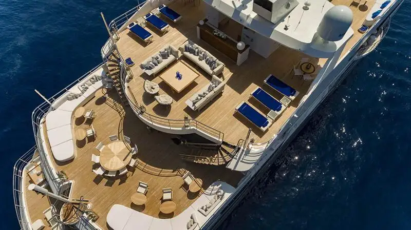 Nave passeggeri in vendita