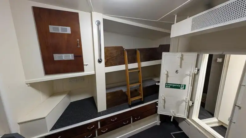 Nave da rilevamento in vendita
