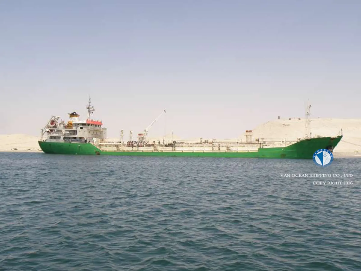 Petroliera/Chimichiera in vendita