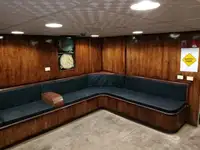 Nave di supporto in vendita