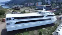 Nave passeggeri in vendita