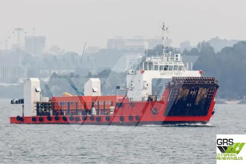 Nave da sbarco, con serbatoi in vendita