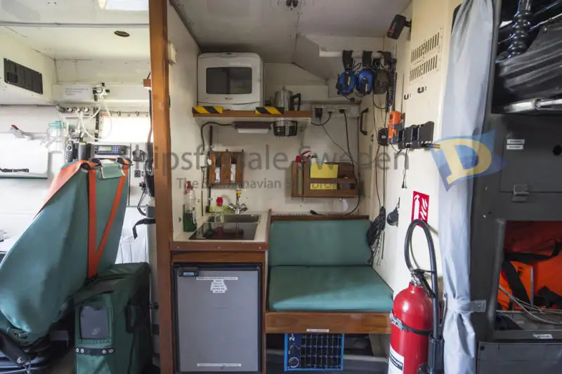Nave di soccorso in vendita