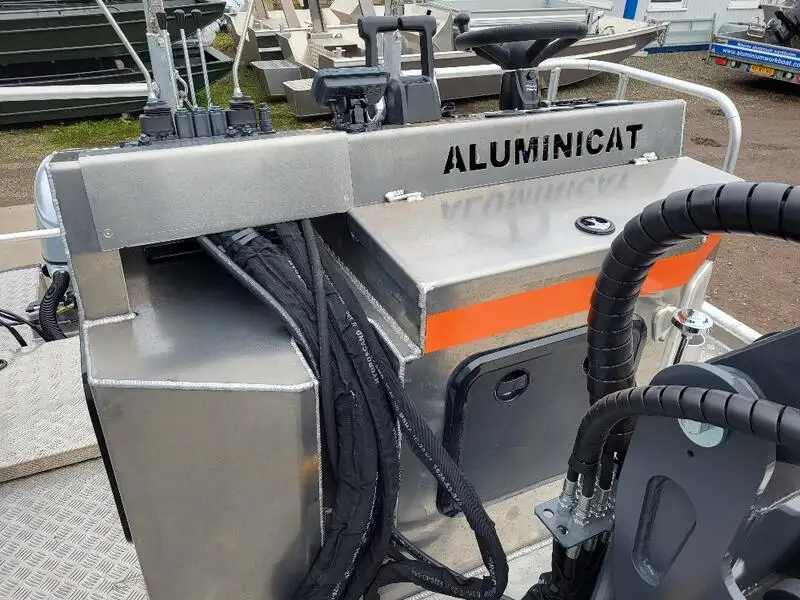 Catamarano in vendita