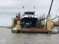 Catamarano in vendita