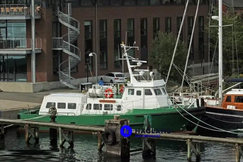 Nave di supporto in vendita
