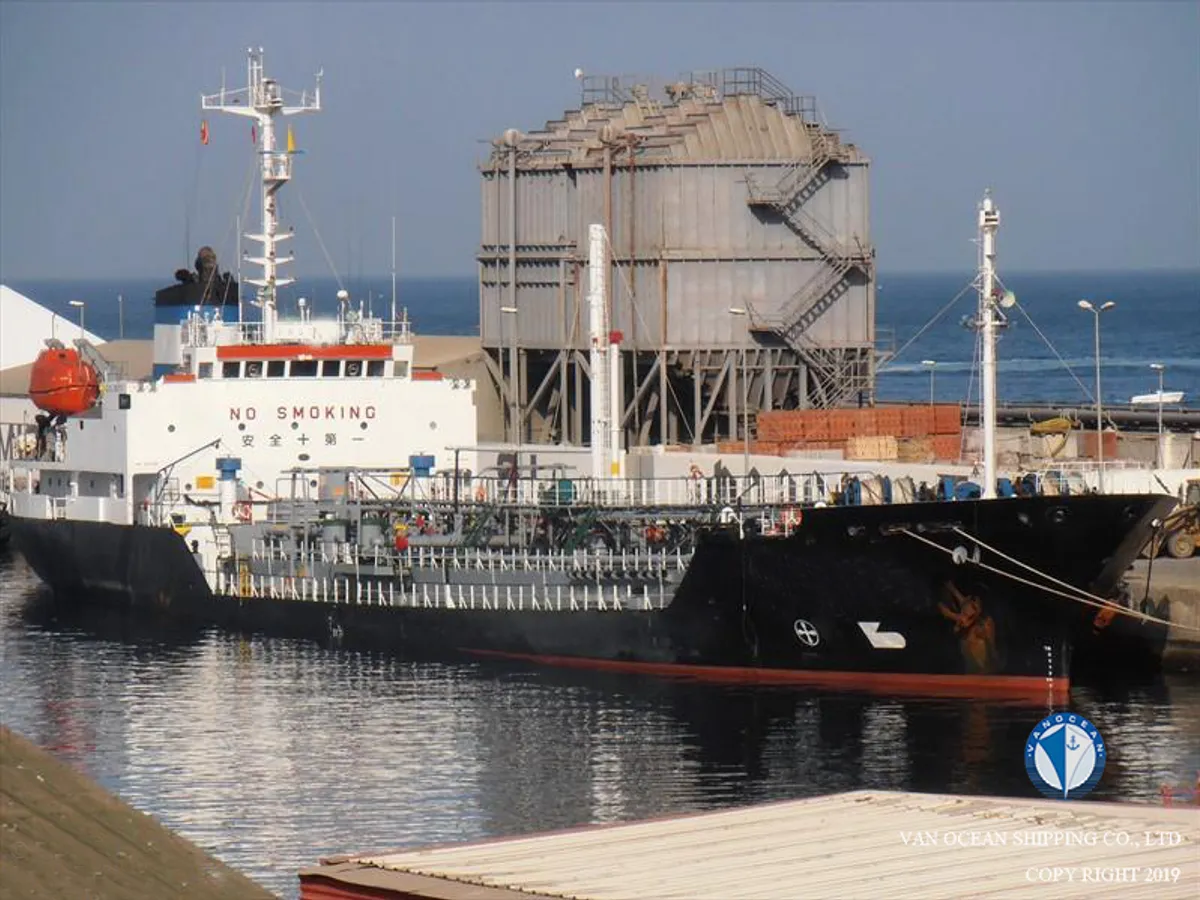 Petroliera/Chimichiera in vendita