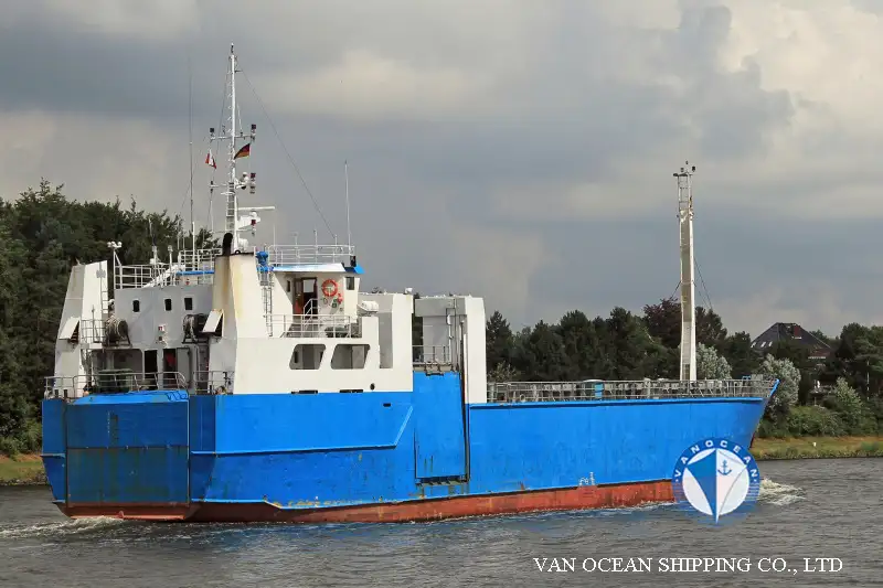 Nave refrigerata in vendita