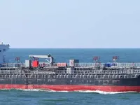 Petroliera/Chimichiera in vendita