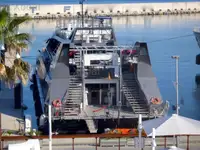 Nave passeggeri in vendita