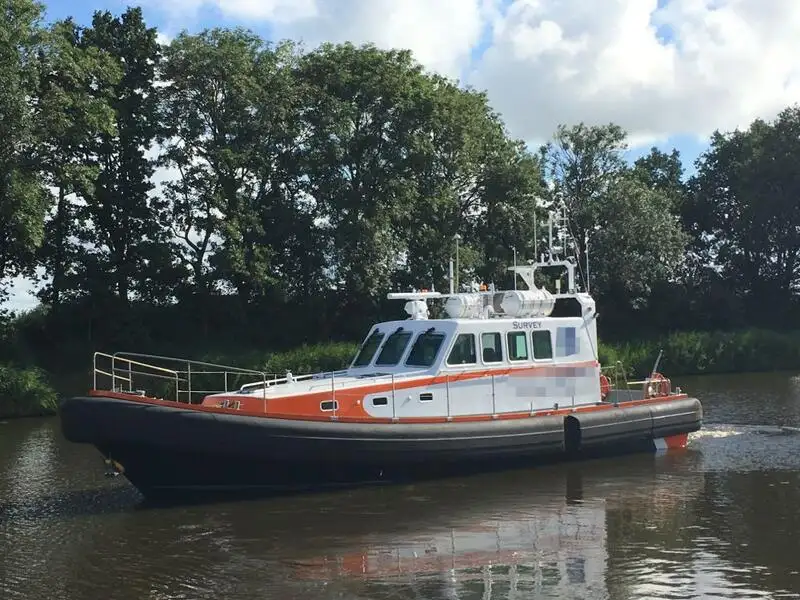 Nave da rilevamento in vendita