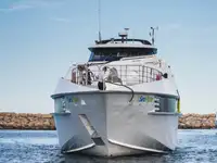 Nave passeggeri in vendita