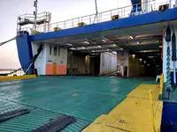 Nave refrigerata in vendita