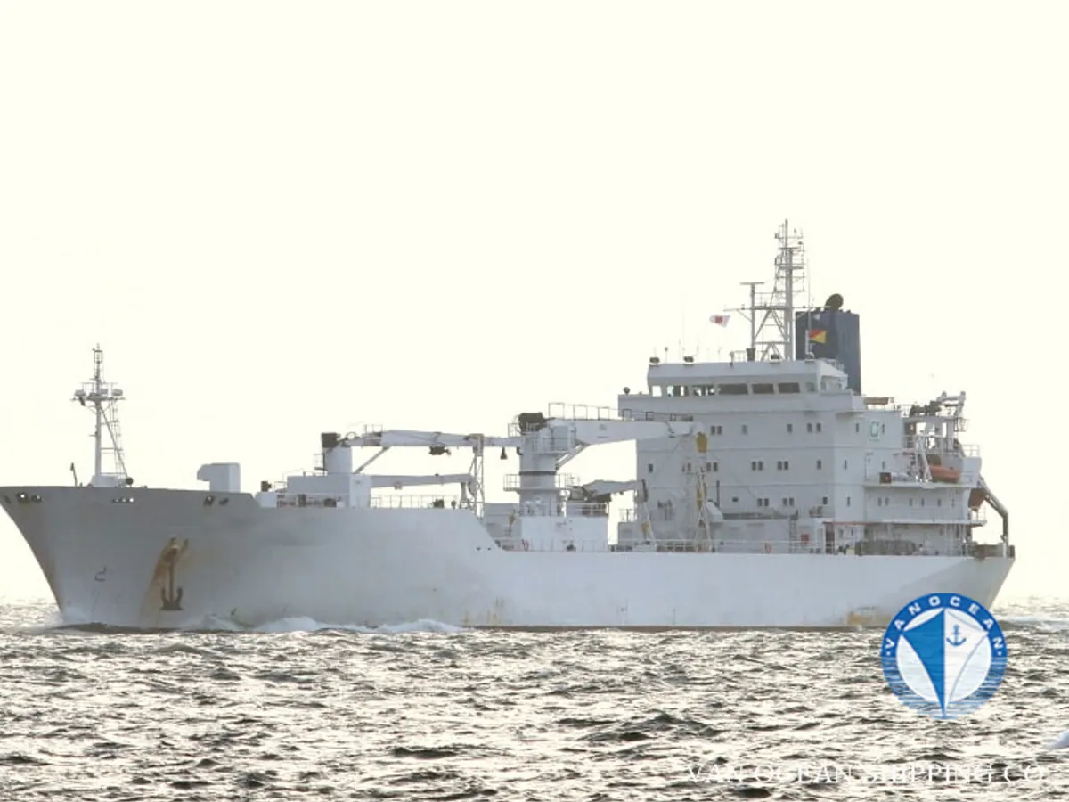 Nave refrigerata in vendita