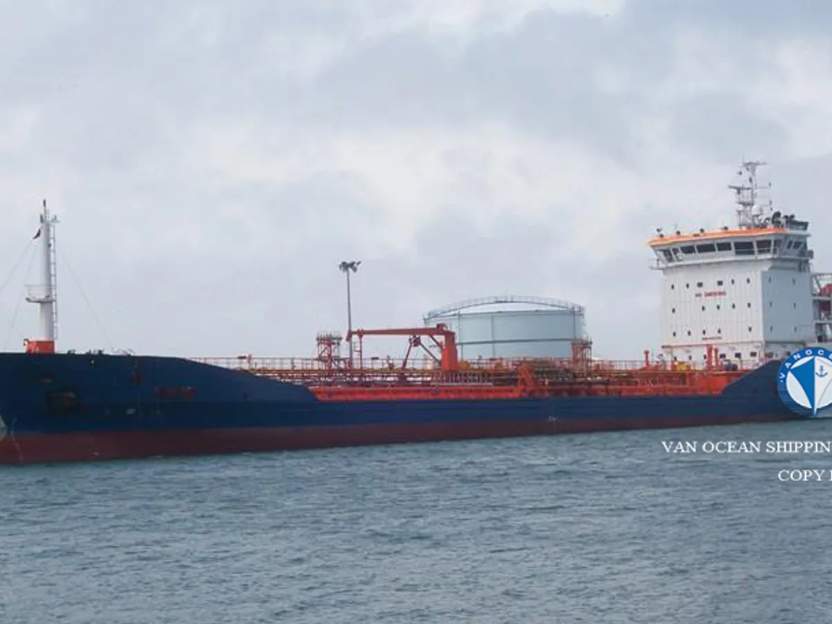 Petroliera/Chimichiera in vendita