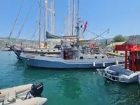 Battello antincendio in vendita
