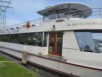 Nave passeggeri in vendita