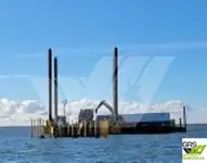 Jack-up drilling rig in vendita