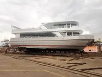 Nave passeggeri in vendita