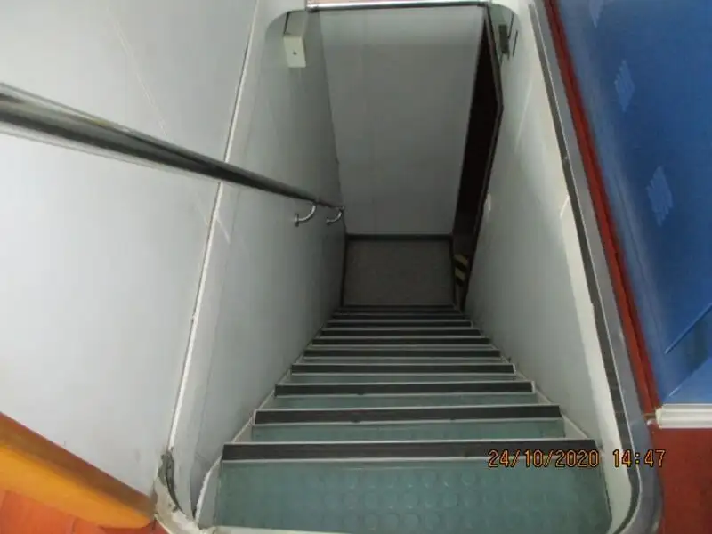 Nave refrigerata in vendita