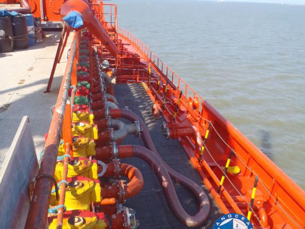 Petroliera/Chimichiera in vendita