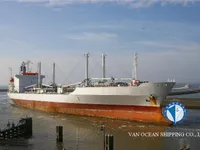 Nave refrigerata in vendita