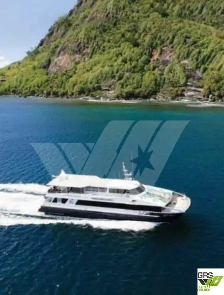 Nave passeggeri in vendita