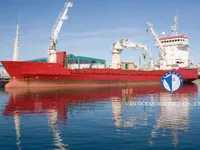 Nave refrigerata in vendita