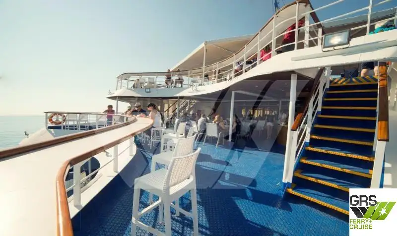 Nave passeggeri in vendita