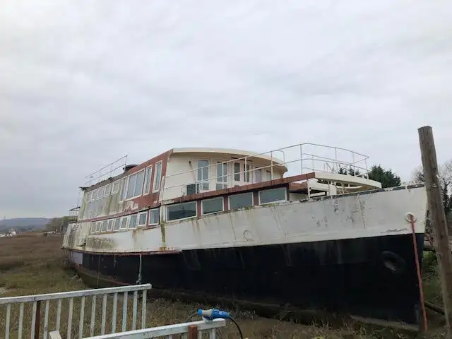 Nave traghetto in vendita