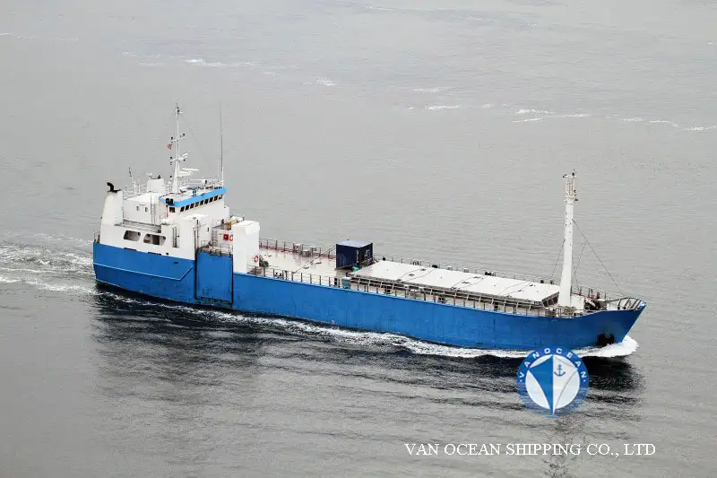 Nave refrigerata in vendita