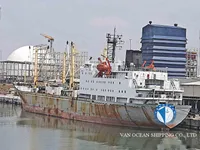 Nave refrigerata in vendita