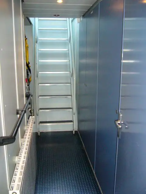 Nave da rilevamento in vendita