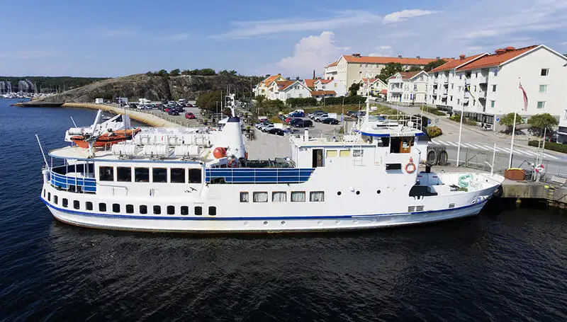 Nave passeggeri in vendita