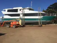 Nave passeggeri in vendita