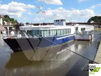 Chiatta adibita ad alloggio in vendita