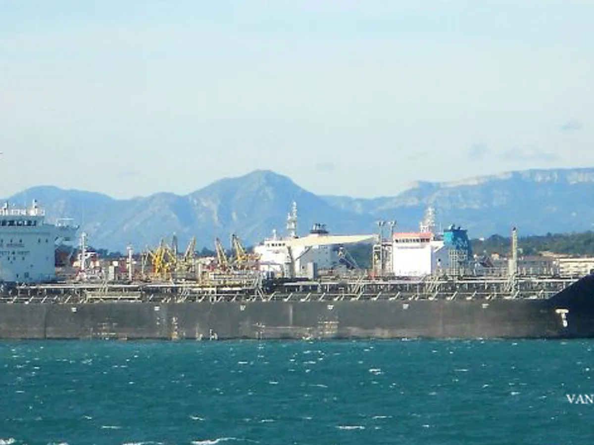 Petroliera/Chimichiera in vendita