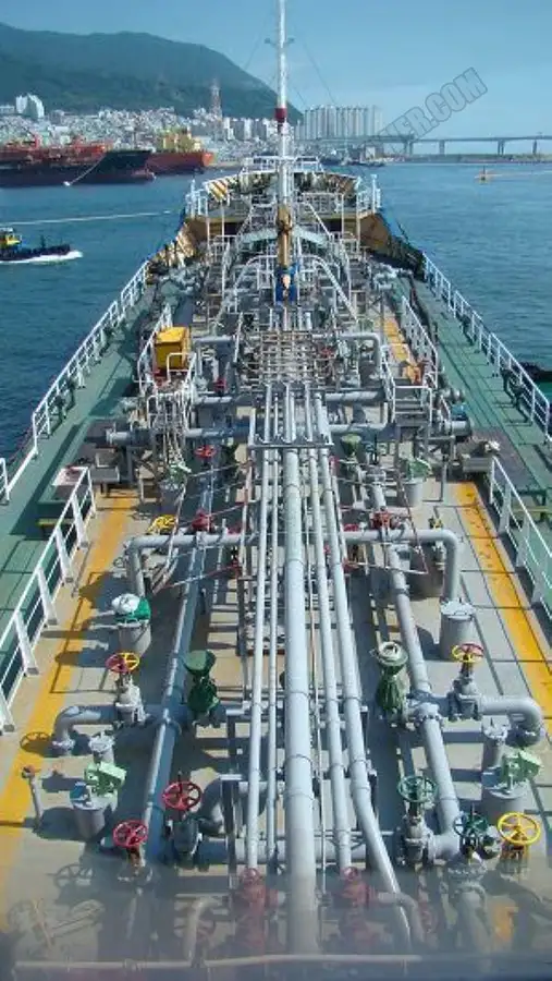 Petroliera/Chimichiera in vendita