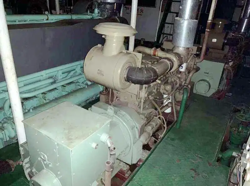Nave di supporto in vendita