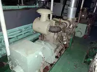Nave di supporto in vendita