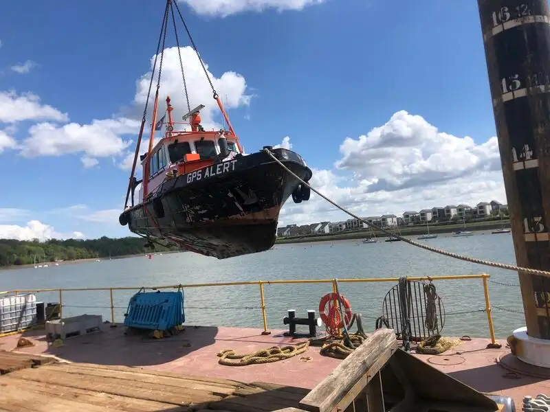 Nave da rilevamento in vendita