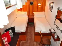 Hotel galleggiante in vendita