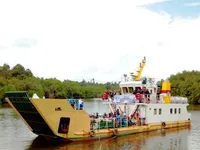 Nave da sbarco, con serbatoi in vendita