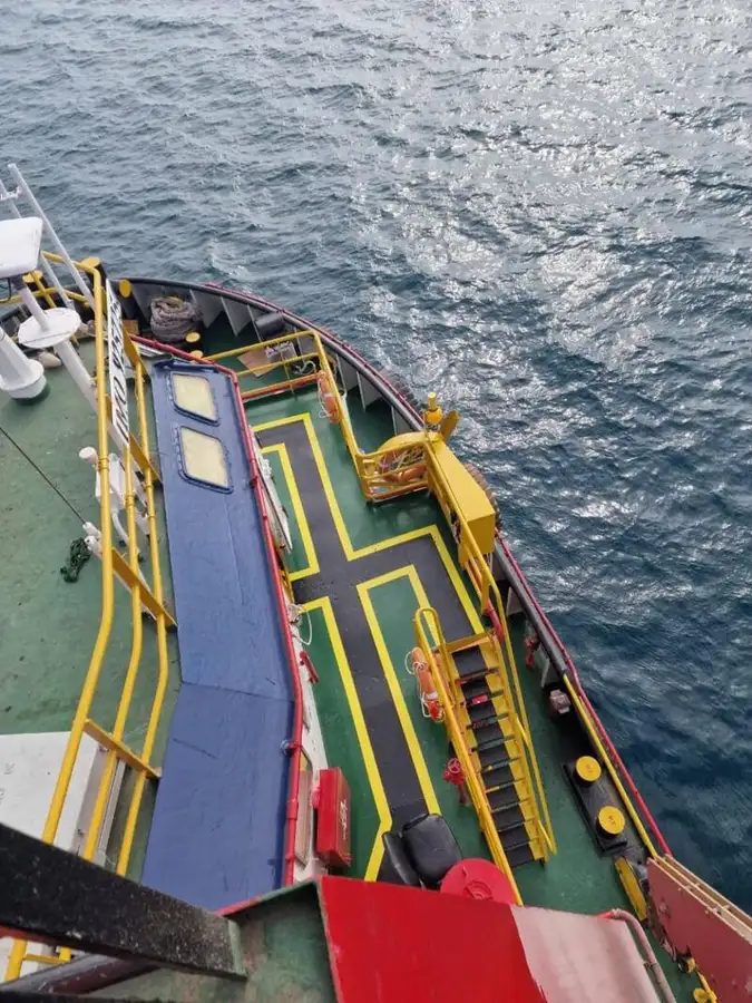 Nave di supporto in vendita