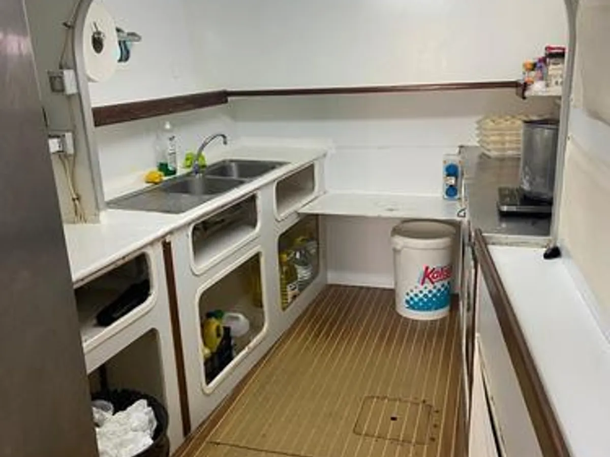 Nave passeggeri in vendita