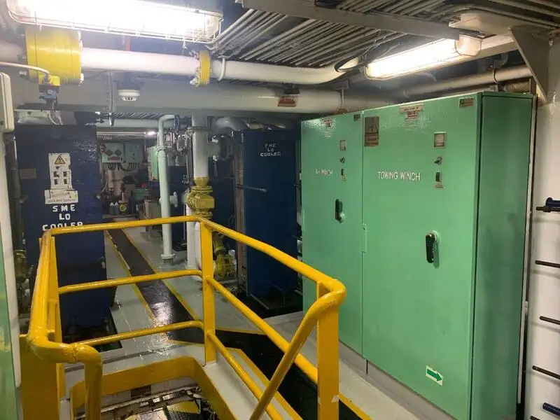 Nave di supporto in vendita